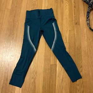 Women’s Lululemon leggings
